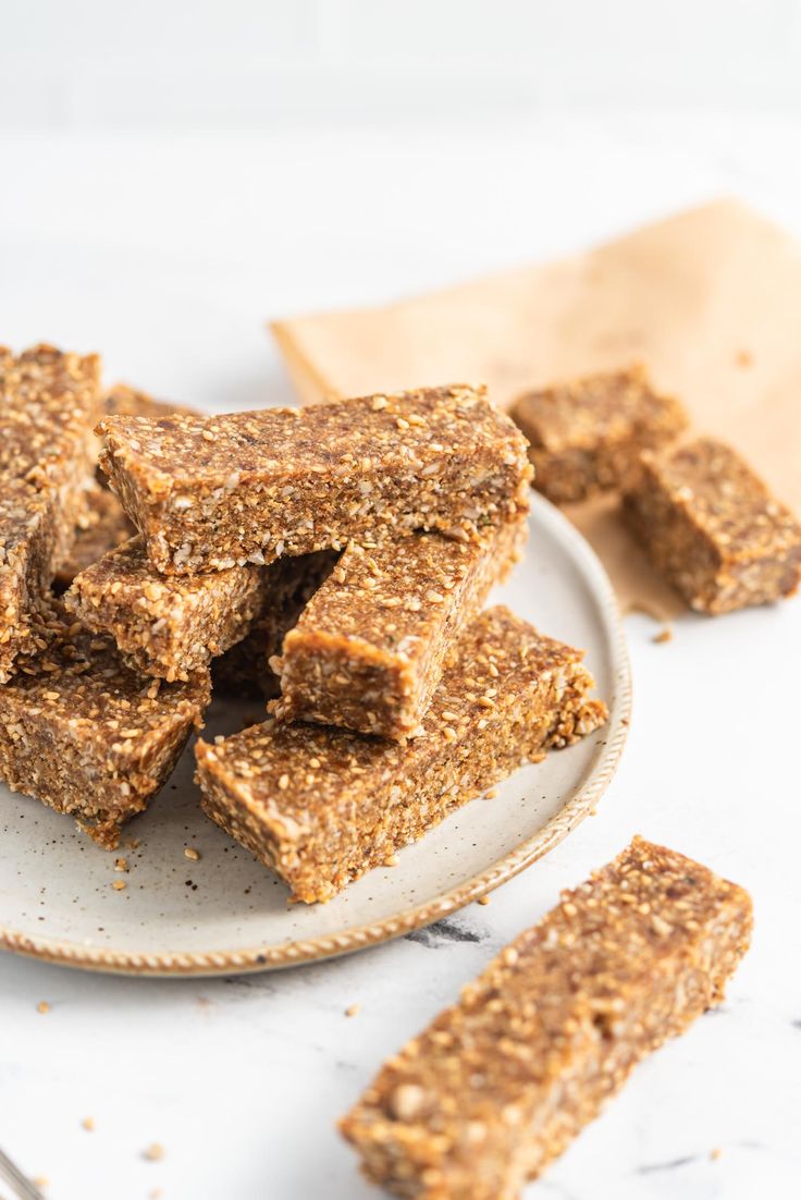 Ενεργειακές μπάρες με βρώμη και χουρμάδες